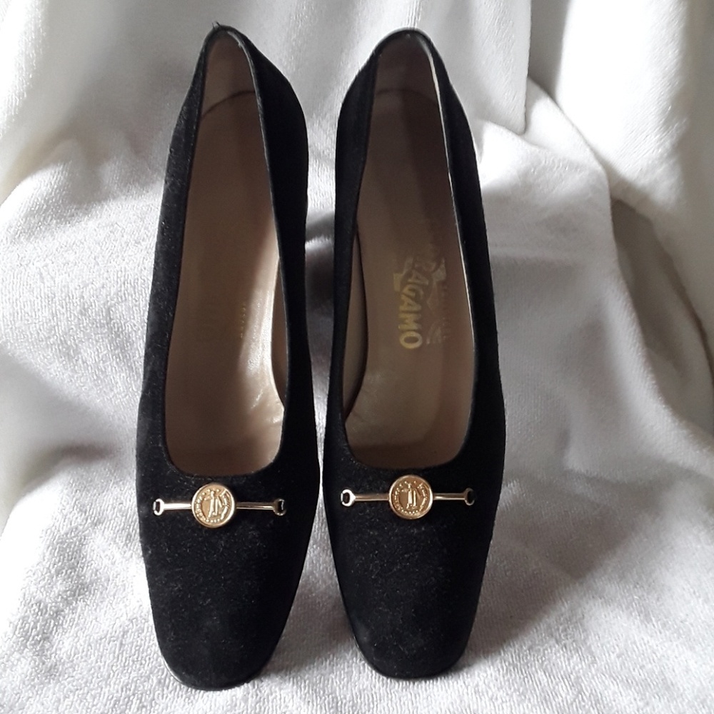 Salvatore Ferragamo shoes 😀😀😀Size 8